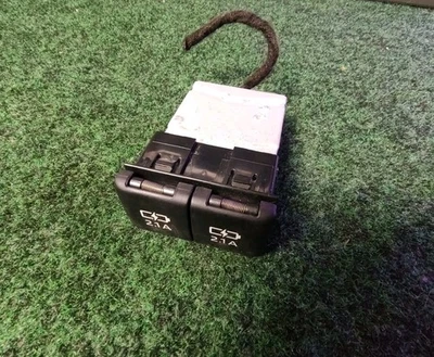 2020-2023 TOYOTA  CAMRY CENTER CONSOLE DUAL USB PORT CHARGER OEM 85532-06010 BL4 - Image 1 of 4