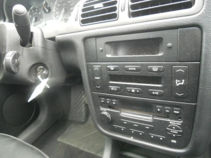 Malle/Hayon arriere PEUGEOT 406 COUPE 860670 - Photo 1/4