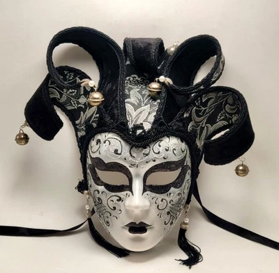 Máscara facial completa glitter preto e prata feita à mão bobo da corte bobo da corte - Imagem 1 de 4