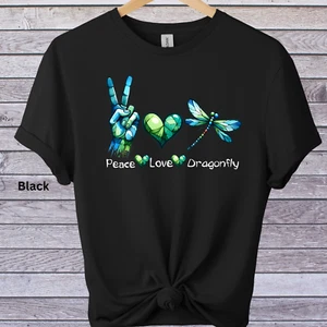 Peace Love Dragonfly Camiseta Estampado Gráfico Camiseta Unisex Novedad Camiseta Estilo Suave - Imagen 1 de 19