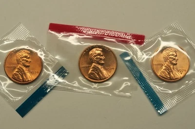 1974 P D S Uncirculated Lincoln Cents in Mint Cello, Free Shipping - Image 1 of 2
