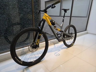 YT Capra MX Uncaged 11 CF - 2024, XL  - Image 1 of 4