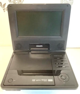 Philips PET729/37 White Widescreen 7" Portable TV Stereo DVD Player NO ANTENNA - Image 1 of 4