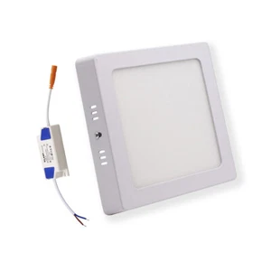 Plafoniera LED 18W Quadrata 215 mm a Soffitto Luce SWITCH 3000K-4200K-6400K - Foto 1 di 6