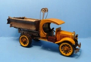 Kit de camión de volteo HO/HOn3 WISEMAN MODEL SERVICES OT5103 DÉCADA DE 1920 PEGAMENTO CABINA ABIERTA - Imagen 1 de 8