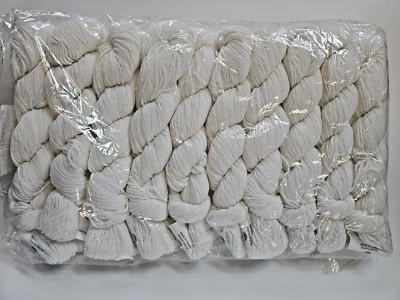 HiKoo Simplicity DK Superwash Merino Blend White #001; 50g ea; sold individually