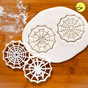 Set of 2 cookie cutters: Spider, Cobweb spiderweb web Halloween biscuit treats - Picture 1 of 8