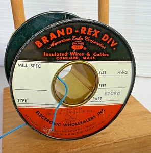 Rotolo di metallo vintage Brand-Rex American Enka filo isolato 26 AWG LW 76B - Foto 1 di 10