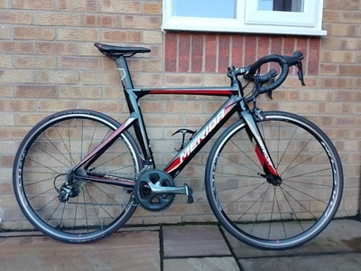 Merida Reacto 400 Size S/M 2019 Bahrain victorious replica aero road race bike - Image 1 of 4