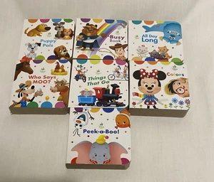 Juego de 7 libros de tablero temático de Disney con sonajero de Mickey y Minnie - Imagen 1 de 5
