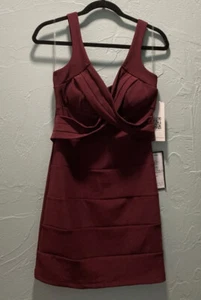 Emerald Sundae Women's V-Neck Mini Dress Size M - Picture 1 of 4