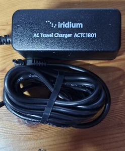 Iridium 9555, 9575 Satellite Phone AC Travel Charger ACTC41801 + Intern plug kit - Afbeelding 1 van 3