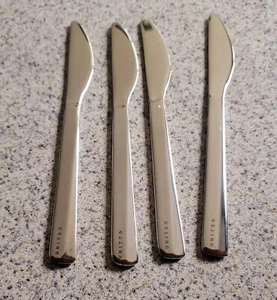 LOT OF 4 UNITED AIRLINES First Class Knives - Picture 1 of 4