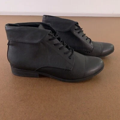 London Fog Women's Shoe Size 7.5W Black Faux Leather Clora Ankle Bootie New - Image 1 of 4