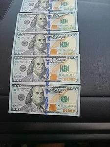 5 Consecutive Serial Number 100 Dollar Bills Series B2 2013 - Picture 1 of 5
