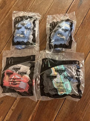 麦当劳汽车 #1、#8 和 #3 - Lightning Mcqueen、Fillmore 和 Sally 2006 — 第 1/4 张图片