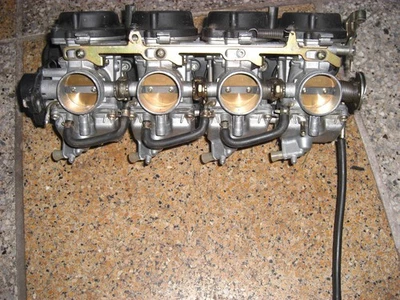 MIKUNI 4 FACH VERGASER BRÜCKE - Bild 1 von 4