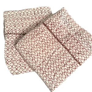 Fundas de almohada bordadas Roller Rabbit. Juego 100% algodón. Estándar. Sin usar. Granate - Imagen 1 de 2