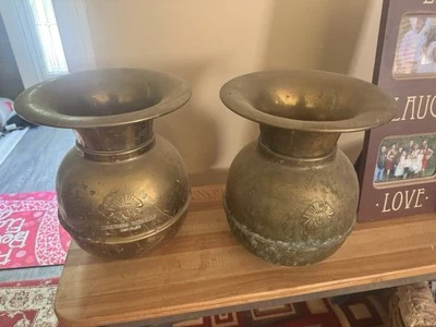 Escupitaja de latón. Vintage Foto 1 de 3