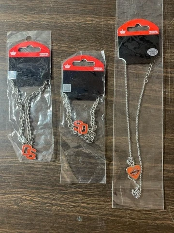 3 Oklahoma State University Cowboys Necklace and bracelets With Logo And Charm Cover