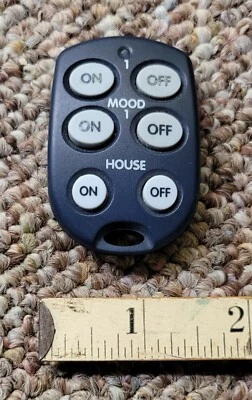 Mando a distancia para llavero Black & Decker Freewire Foto 1 de 2