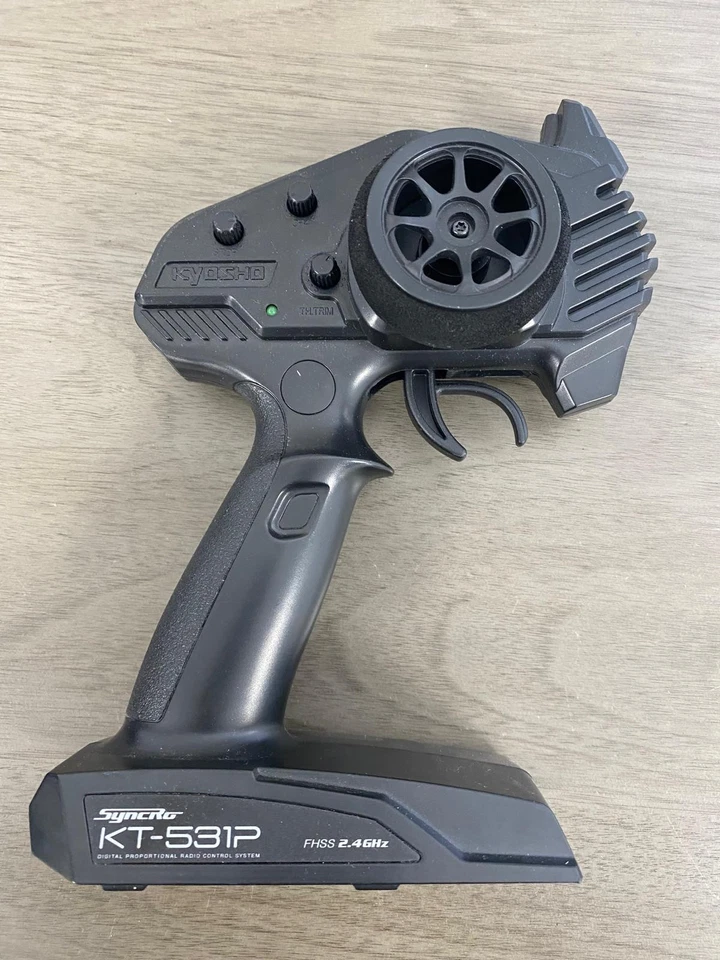 ABERTO - Transmissor de rádio Kyosho KT-531P para Mini-Z FHSS - Imagem 1 de 1