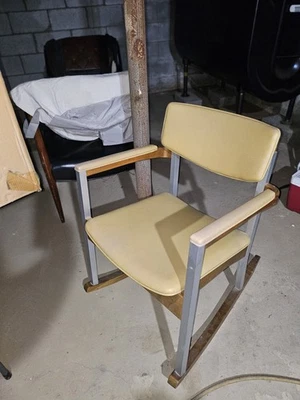 Mecedoras Thonet originales de mediados de siglo Foto 1 de 4