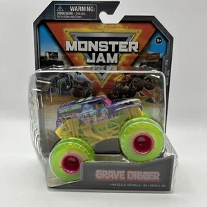 Monster Jam Grave Digger Street Treats 1:64 Series 35 - Picture 1 of 6