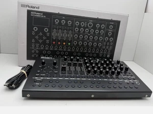 Roland - SH-4D Compact Desktop Synth - Picture 1 of 3