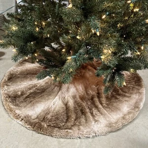 GlucksteinHome Brown Faux Fur Christmas Tree Skirt 48” Lined Lux Quality - Picture 1 of 9