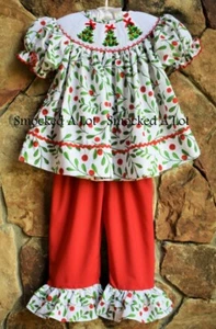Conjunto de pantalones rojos verdes con bayas de acebo árbol de Navidad para niñas Smocked - Imagen 1 de 1