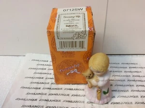GROWING UP GIRL ENESCO BLONDE AGE 1 NEW IN BOX FREE SHIPPING IN US! - Picture 1 of 4
