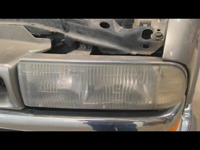 Conjunto de faros izquierdos usados se adapta a: Chevrolet Blazer S10/Jimmy S15 Chevrolet 2001 Foto 1 de 4