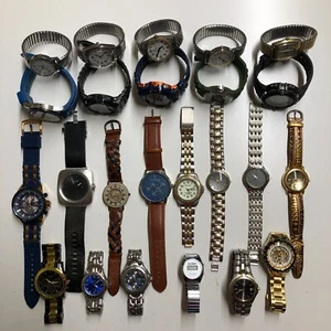 Approx 24 Assorted Mens Watches Untested Vintage New Parts Repair Good - Picture 1 of 8