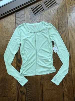 Nuevo Free People FP Movimiento Right On Run Manga Larga Pistacho Talla Mediana Foto 1 de 4