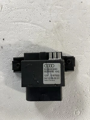 Módulo de control de suministro de bomba de combustible Audi A4 2009 2010 2011 2012 OEM 8K0906093C Foto 1 de 4