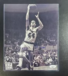 Jerry West Signed 8x10 Photo JSA COA Los Angeles Lakers RARE!! - Picture 1 of 3