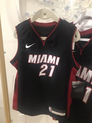 Authentic Nike Miami Heat 21  Boys kids Hassan Whiteside Med ( 5-6) Nwtags Cover
