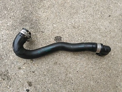 MANGUERA REFRIGERANTE BMW F30 F32 F36 335i 435i N55 12-16 OEM 17127627103 OEM Foto 1 de 3