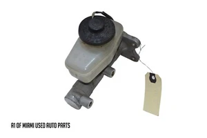 91 92 Toyota MR2 2.2L NA Brake Master Cylinder Oem - Picture 1 of 5