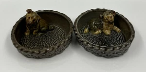 WADE ENGLAND TWO PUPPIES IN A BASKET - Picture 1 of 7