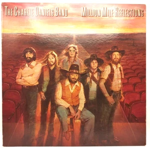The Charlie Daniels Band Million Mile Reflections Vinyl LP Epic JE 35751 EX+/EX - Foto 1 di 6