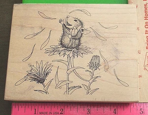 Estampilla de goma usada 81 House Mouse 1997 Stampa Rosa lanzando pétalos de margarita me ama - Imagen 1 de 3
