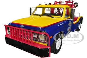 1969 CHEVROLET C-30 DUALLY TOW TRUCK "SUPER SERVICE" 1/18 BY GREENLIGHT 13653 - Picture 1 of 6