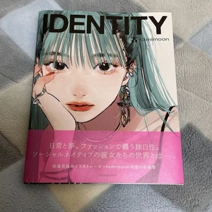 Ilustraciones de libro de arte de letreros firmados por Tamimoon de identidad - Imagen 1 de 3