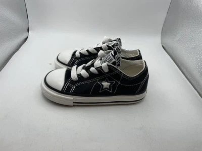 Converse One Star ~ Niños pequeños Black Star Low Top Chuck Taylor Unisex 1 Bebé Foto 1 de 4