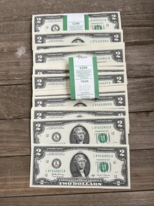 Lot of 5 CRISP Uncirculated Sequential $2 Two Dollar US Bills Series 2017A - Picture 1 of 2