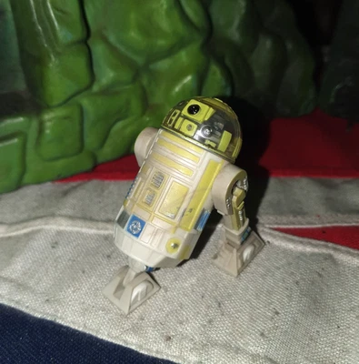 Star Wars Action Figures R3-T7 ASTROMECH DROID Sneak Preview Clear Dome 2000s - image 1 of 4