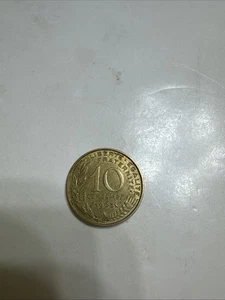 Moneda de 10 céntimos de Francia 1963 - se vende tal cual - Imagen 1 de 17