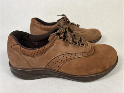 Zapatos para caminar SAS para mujer Walk Easy Be Happy de cuero marrón gamuza talla 10 Foto 1 de 4